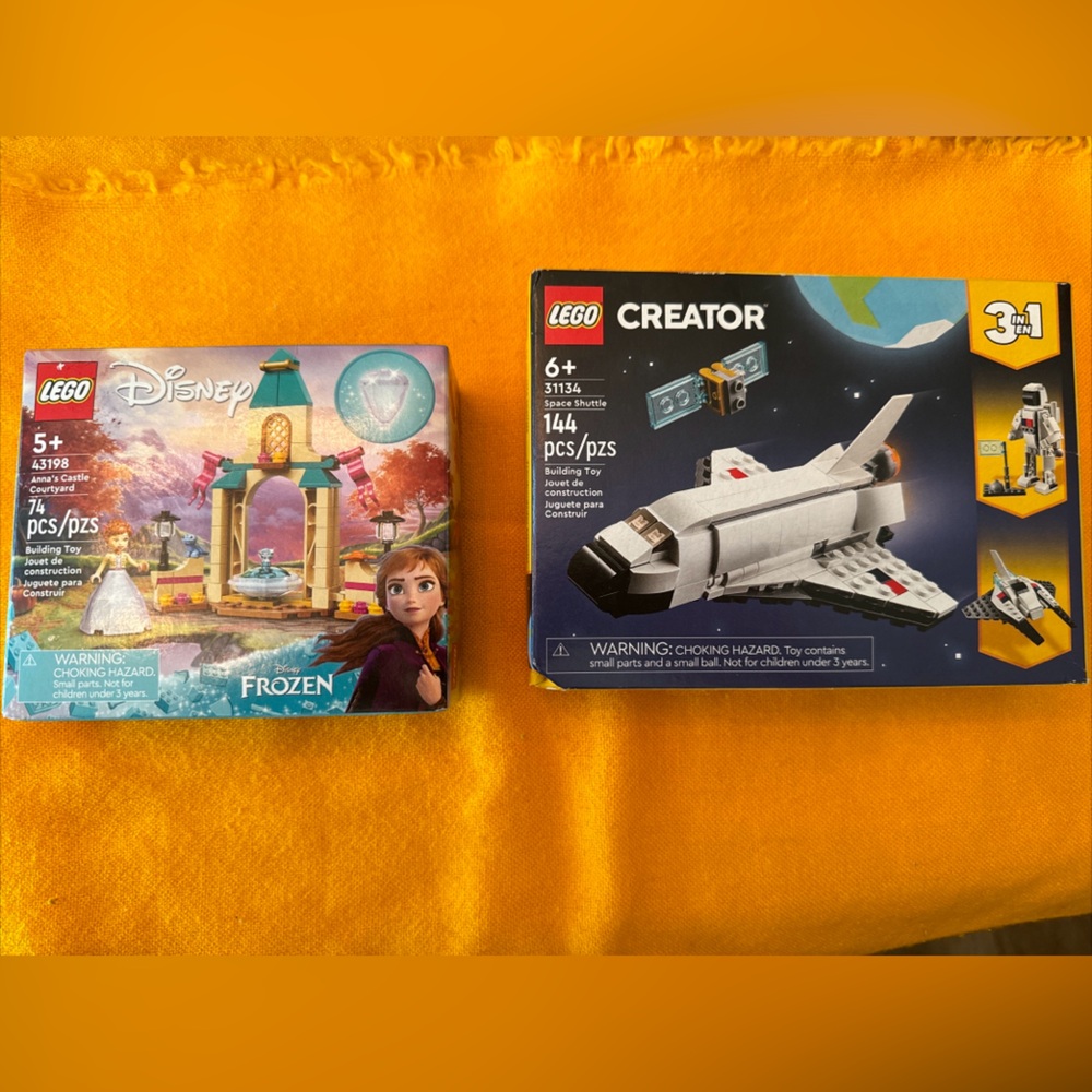 LEGO Disney Anna’s Castle Courtyard 43198 & LEGO Creator Space Shuttle 31134